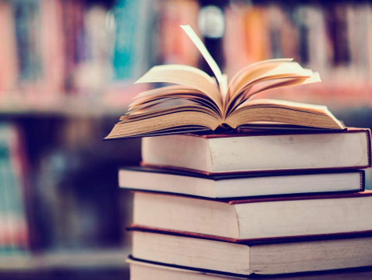 Nits literàries: Lectura de relats curts
